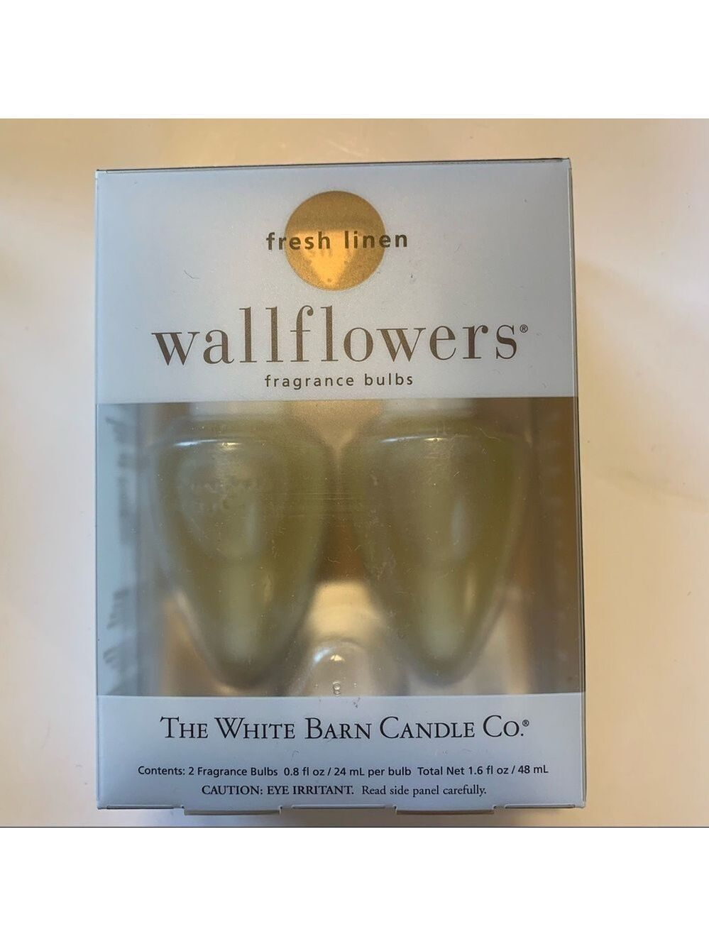Wallflowers four sets/2 fragrance bulbs for plug in - Picture 9 of 10